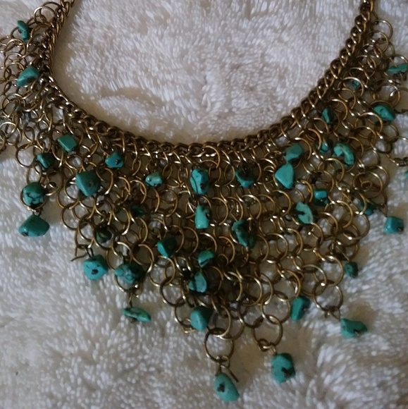 Beautiful Gold Tone Necklace w/ Turquoise Nuggets - Picture 2 of 5